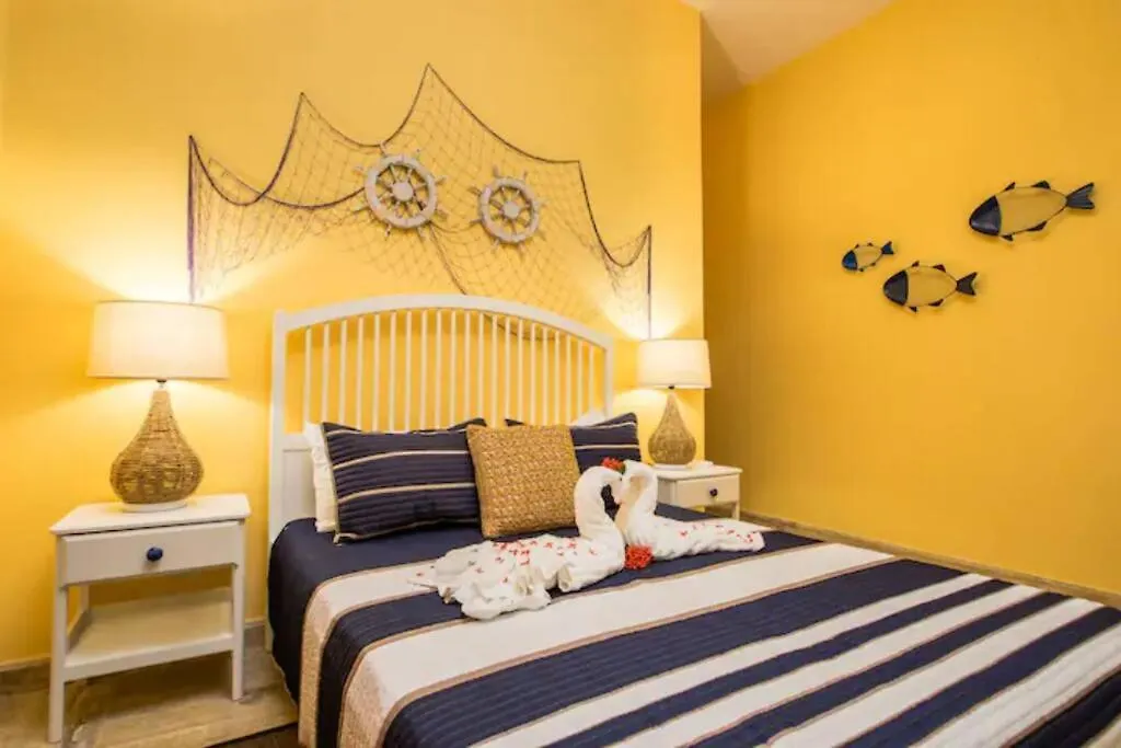 3 Bedroom Beach Front Playa Bonita Beach Aquamarine Building 102 لاس تاريناس